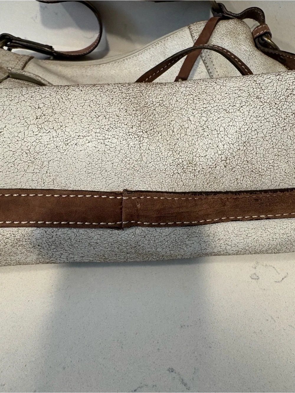 white crackle distressed leather Hype Shoulder Bag